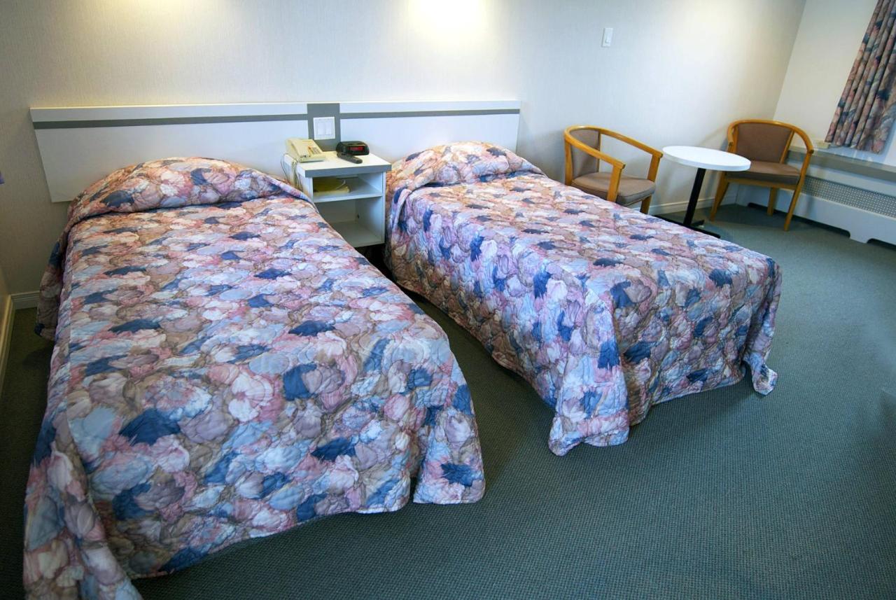 Daigle'S Motel Saint Leonard Quarto foto